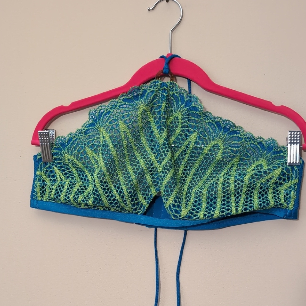 Savage X Fenty Blue and Green Lace Bralette